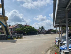Material Timbunan Berceceran, Polantas Gercep Patut Diapresiasi
